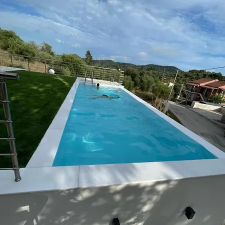 Rinoula-private Pool * Vitaládes